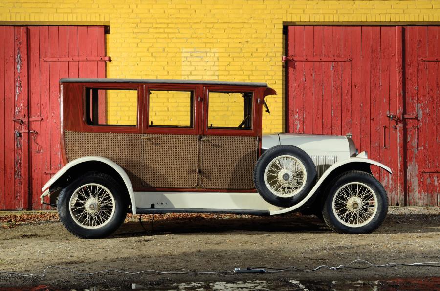  Hotchkiss AM Saloon 1923 года  (фото 6 из 11)